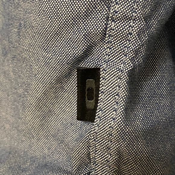 Oakley button up blue men's large shirt - Picture 5 of 5